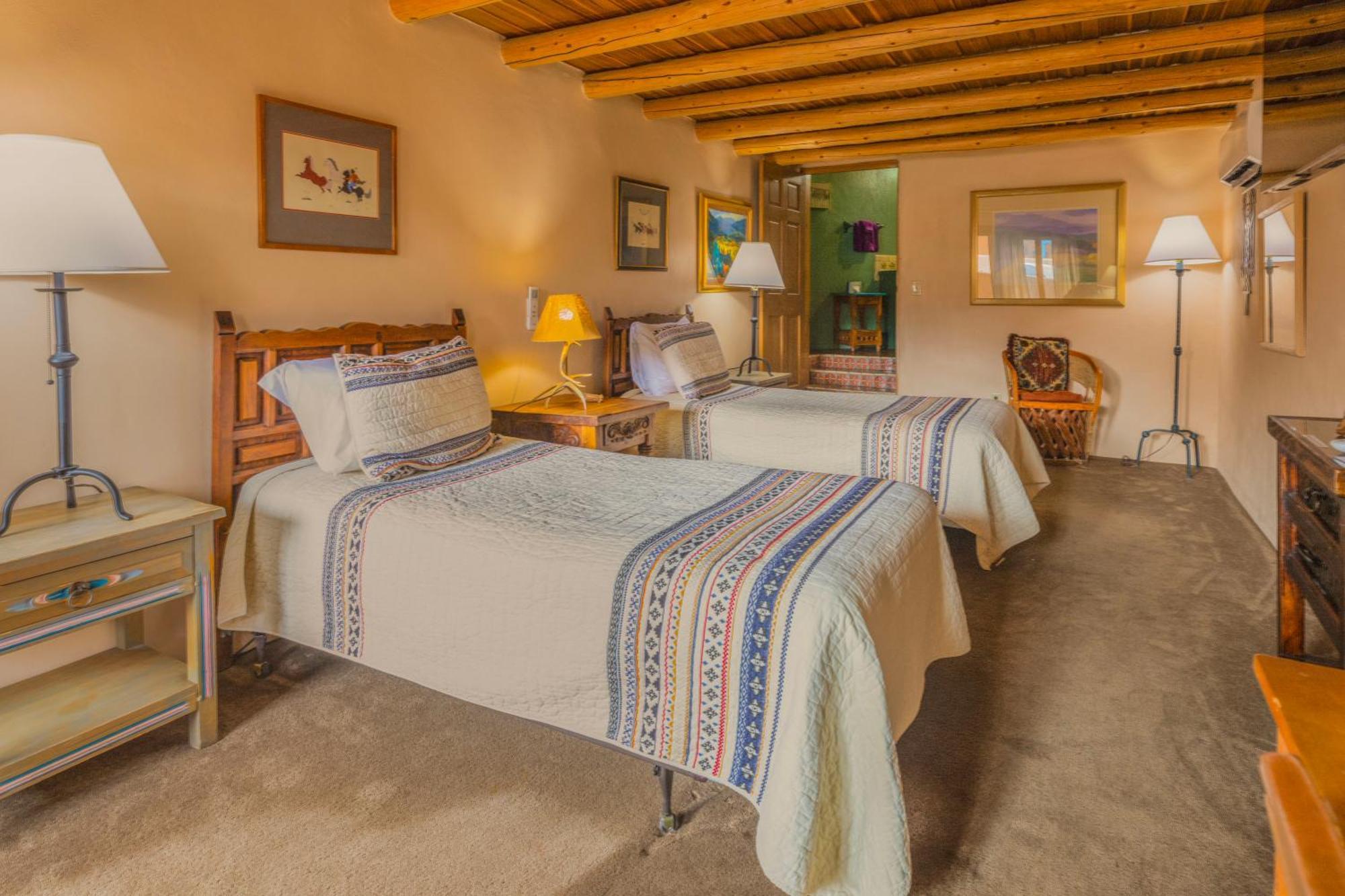 Casa Benavides Inn Τάος Εξωτερικό φωτογραφία
